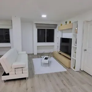 Departamento En La Carolina Quito